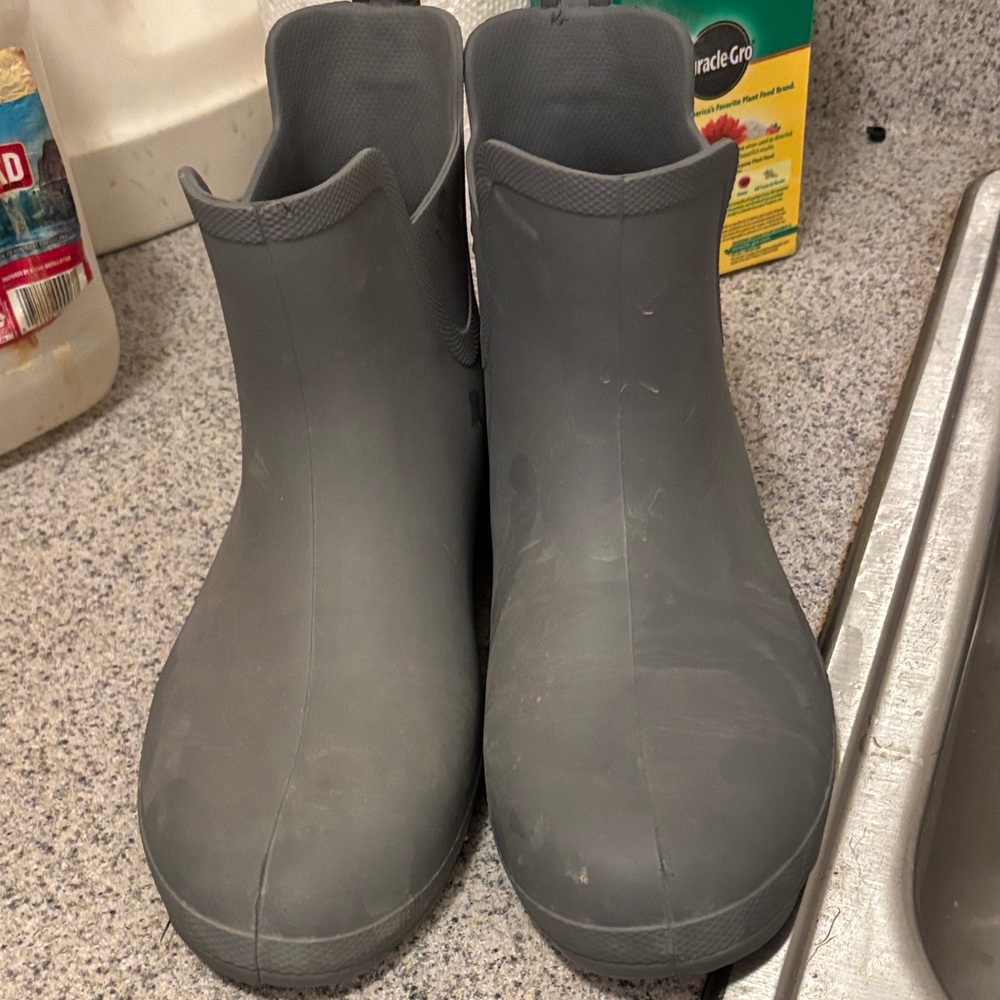 Totes Charcoal Rubber Boots